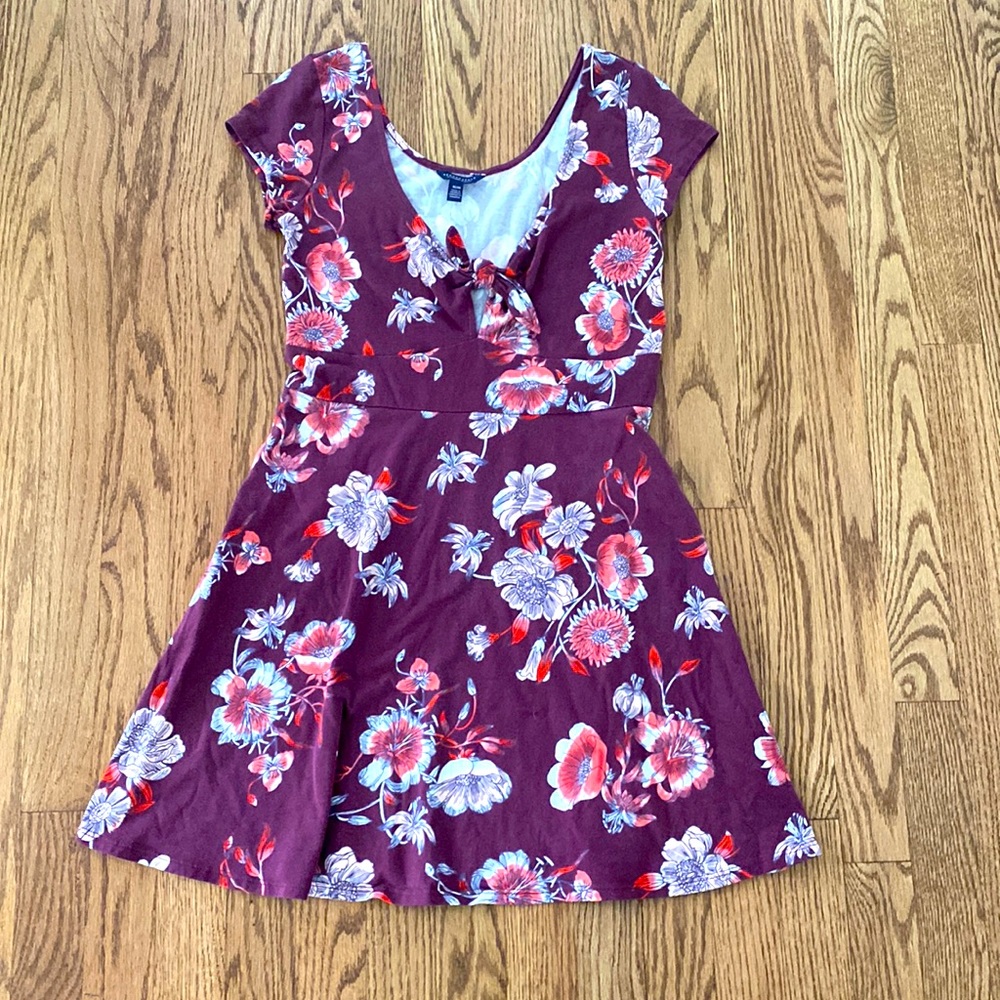 Aeropostale notch neck floral dress - Size Medium